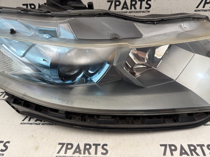 Фара передняя правая INSIGHT ZE2