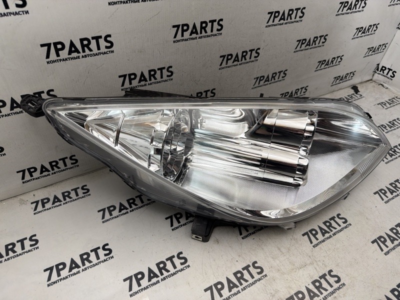 Фара передняя правая MITSUBISHI COLT PLUS Z23W 4A91
