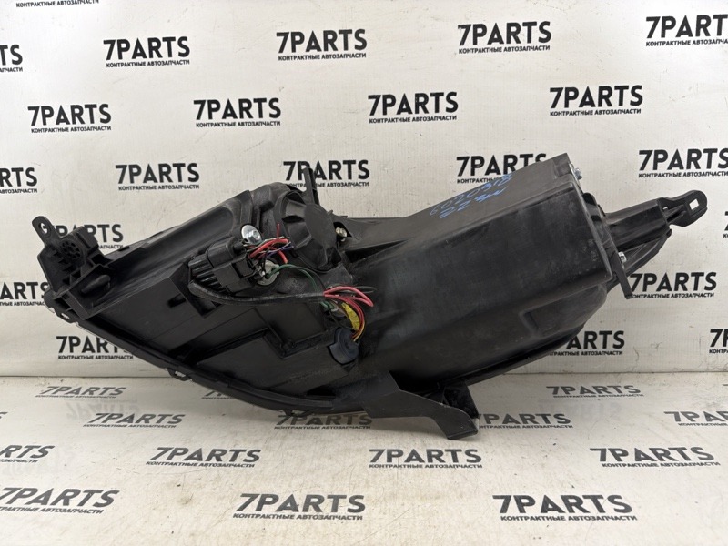 Фара передняя правая COLT PLUS 2009 Z23W 4A91