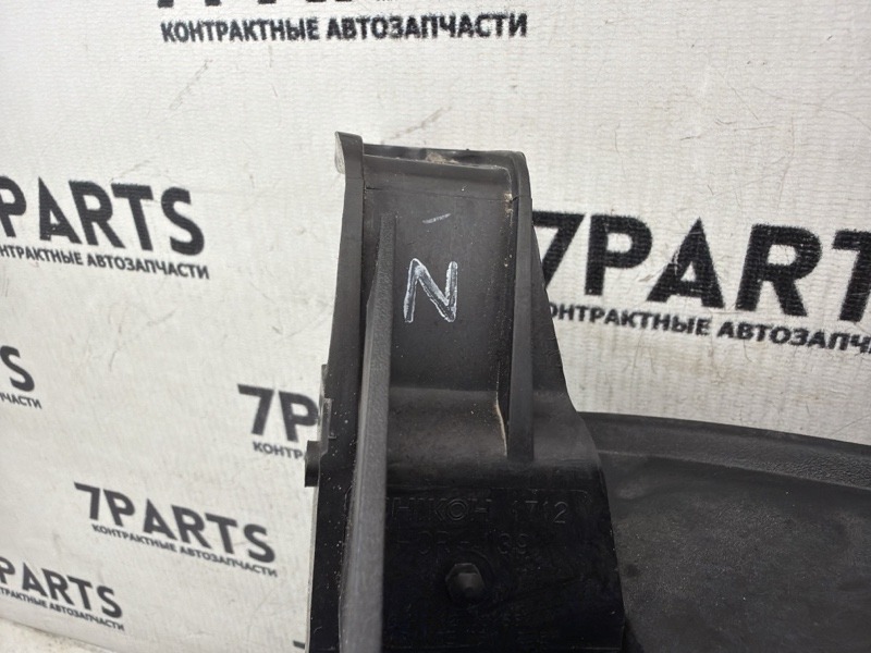Фара передняя правая CUBE 2004 BZ11 CR14DE