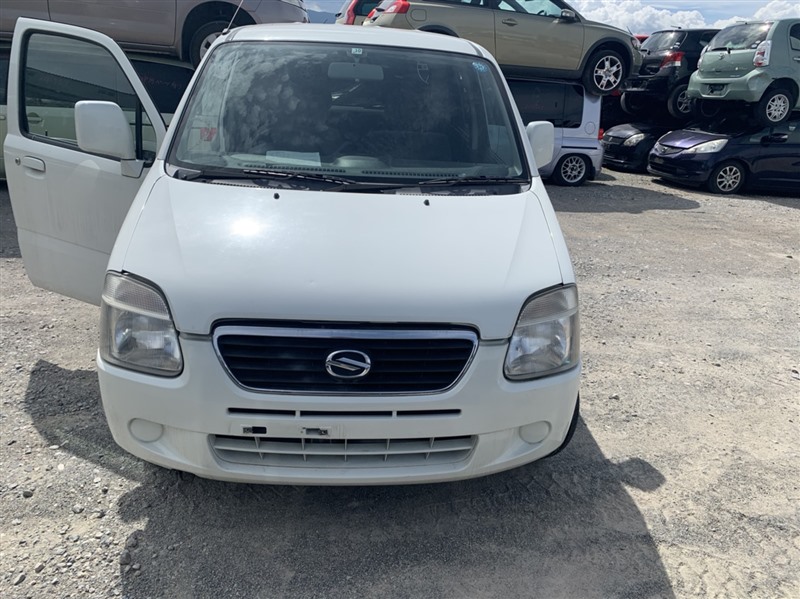 Автомобиль SUZUKI WAGON R SOLIO MA64S K10A 2001 года в разбор