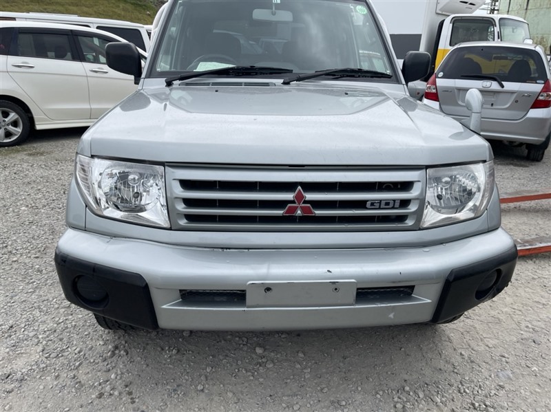 Автомобиль MITSUBISHI PAJERO IO H76W 4G93 1999 года в разбор