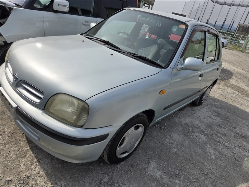Автомобиль NISSAN MARCH K11 CG10DE 1998 года в разбор