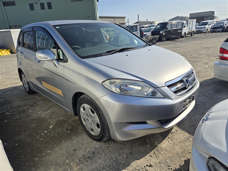 Автомобиль HONDA EDIX BE1 D17A 2006 года в разбор