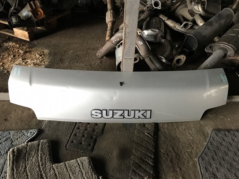 Капот Suzuki Carry DA63T передний