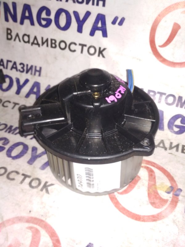 Мотор печки Toyota Ist NCP61 Мотор печки Toyota Ist NCP61