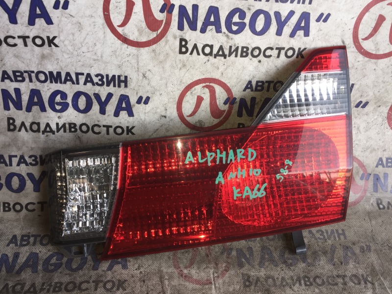 Стоп-вставка Toyota Alphard ANH10 задняя правая 58-8