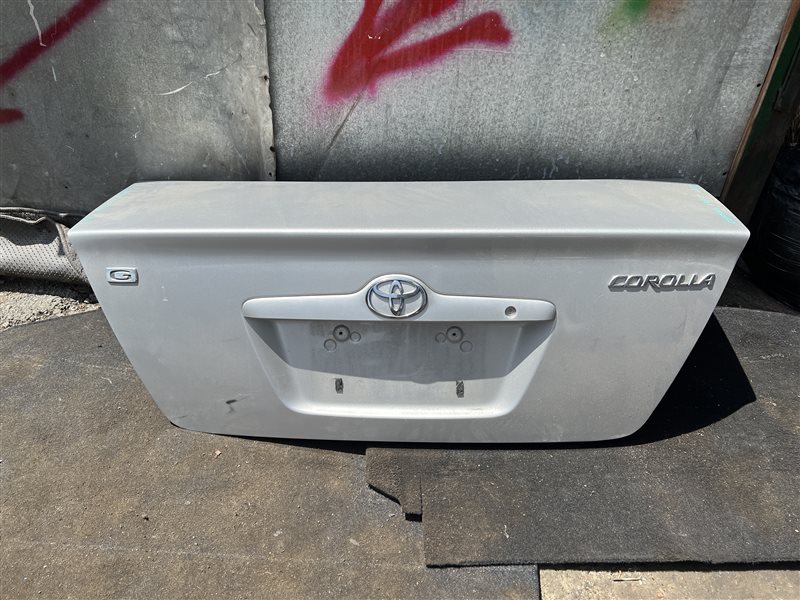 Крышка багажника Toyota Corolla NZE121 задняя 1 MODEL