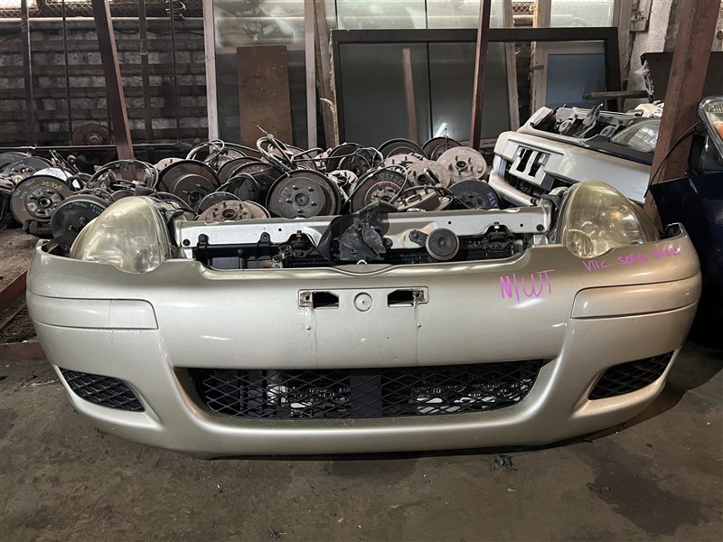 Nose cut Toyota Vitz SCP10 1SZ-FE передний 52046