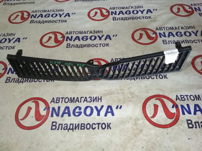 Решетка Toyota Platz SCP11 передняя 1 MODEL