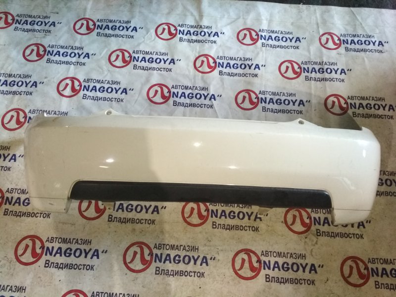 Бампер Toyota Ist NCP60 задний COLOR 068