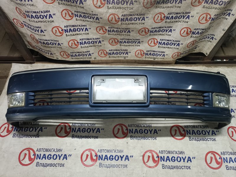 Бампер Toyota Crown Majesta UZS171 передний COLOR 8L4