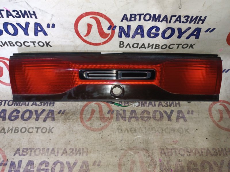 Стоп-вставка Toyota Carina Ed ST200 задняя