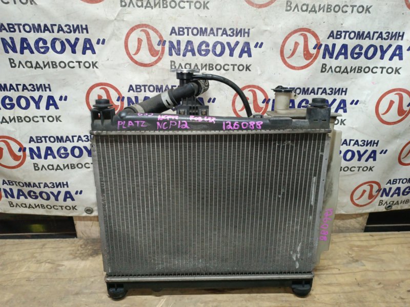 Радиатор основной Toyota Platz NCP12 1NZ-FE A/T