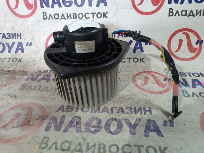 Мотор печки Suzuki Escudo TDA4W J24B