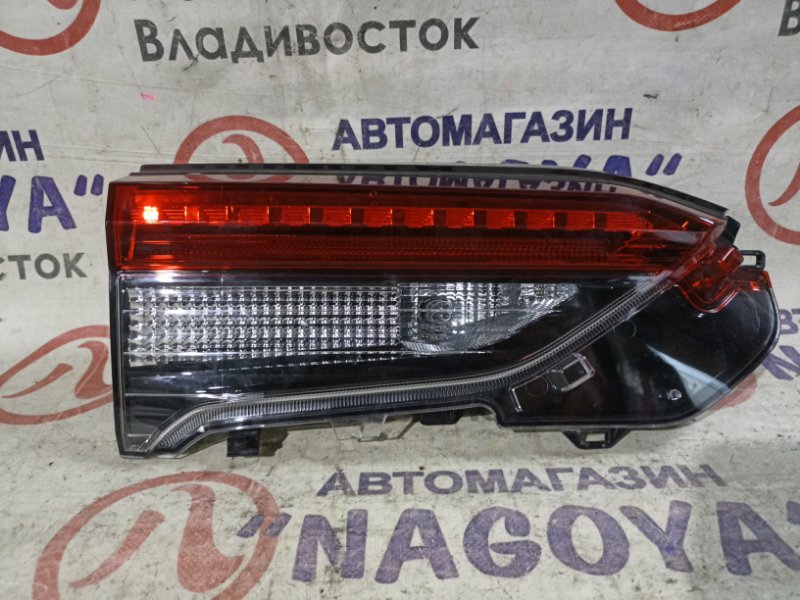 Стоп-вставка Toyota Rav4 AXAH52 задняя левая 4298