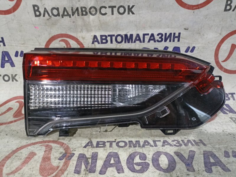 Стоп-вставка Toyota Rav4 AXAH52 задняя левая 4298