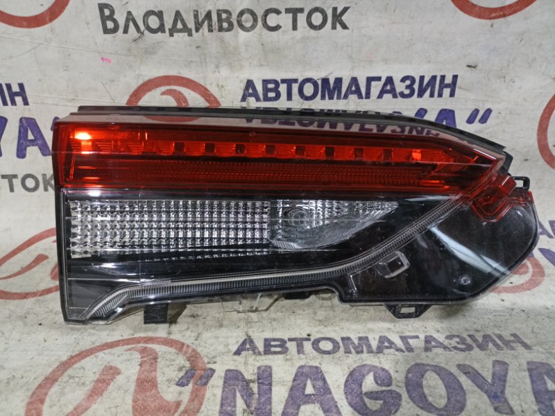 Стоп-вставка Toyota Rav4 AXAH52 задняя левая 4298