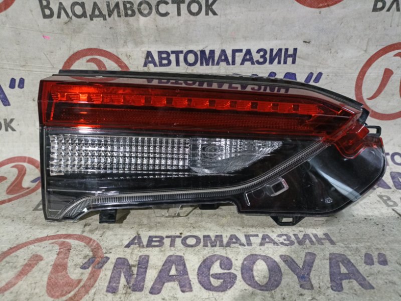 Стоп-вставка Toyota Rav4 AXAH52 задняя левая 4298