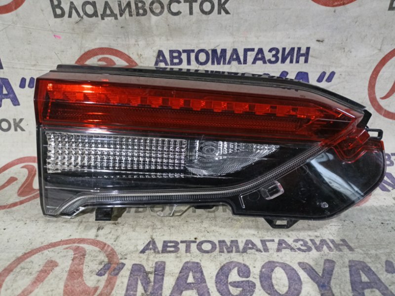 Стоп-вставка Toyota Rav4 AXAH52 задняя левая 4298