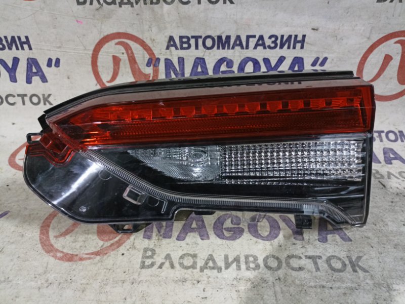 Стоп-вставка Toyota Rav4 AXAH52 задняя правая 4298