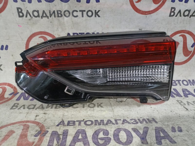 Стоп-вставка Toyota Rav4 AXAH52 задняя правая 4298