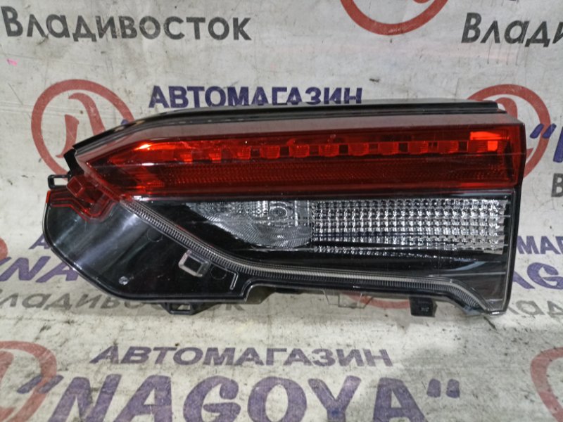 Стоп-вставка Toyota Rav4 AXAH52 задняя правая 4298