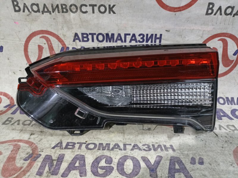 Стоп-вставка Toyota Rav4 AXAH52 задняя правая 4298