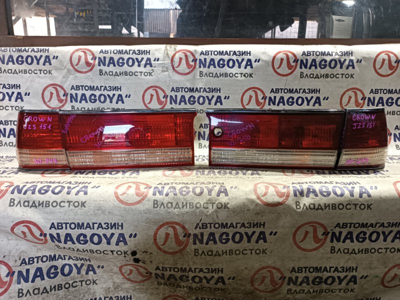 Стоп-сигнал Toyota Crown JZS151 1JZ-GE задний 30249/30250