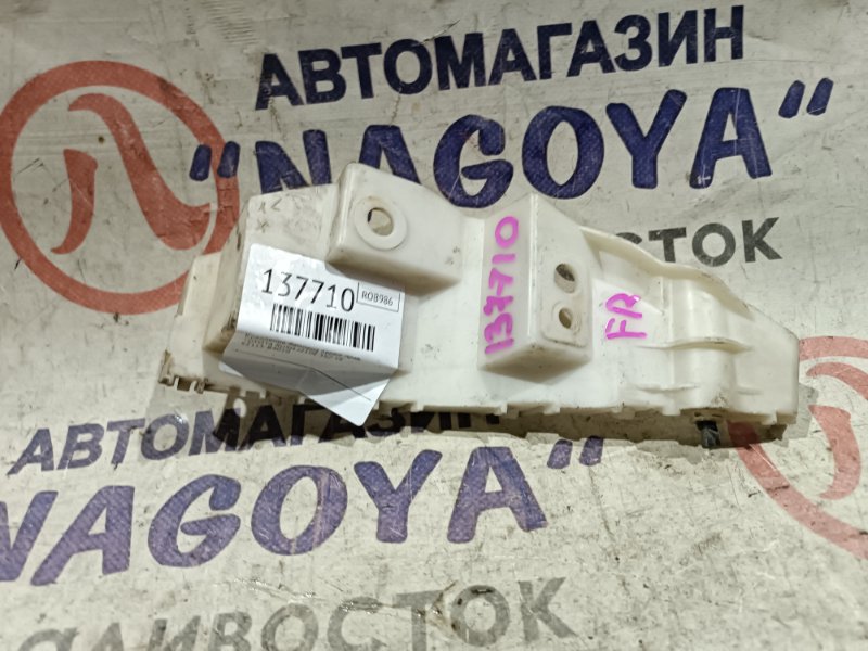 Крепление бампера Toyota Rush J210E 3SZ-VE переднее правое 52115-B4010