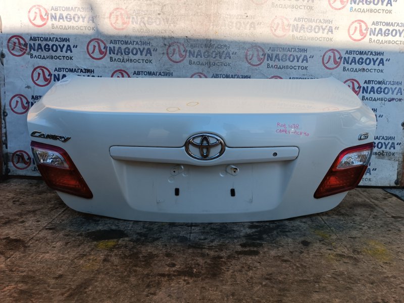 Крышка багажника Toyota Camry ACV40 2AZ-FE задняя 33-102