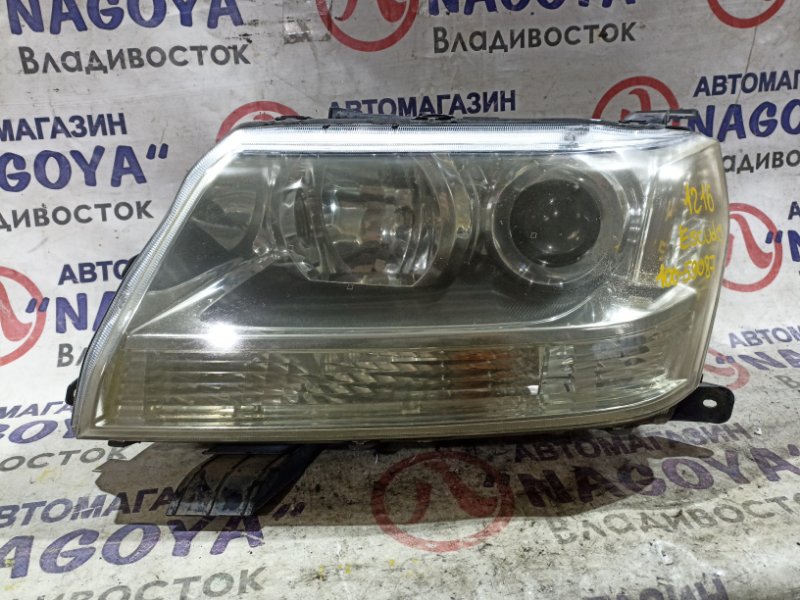 Фара Suzuki Escudo TD54W J20A передняя левая 100-59087