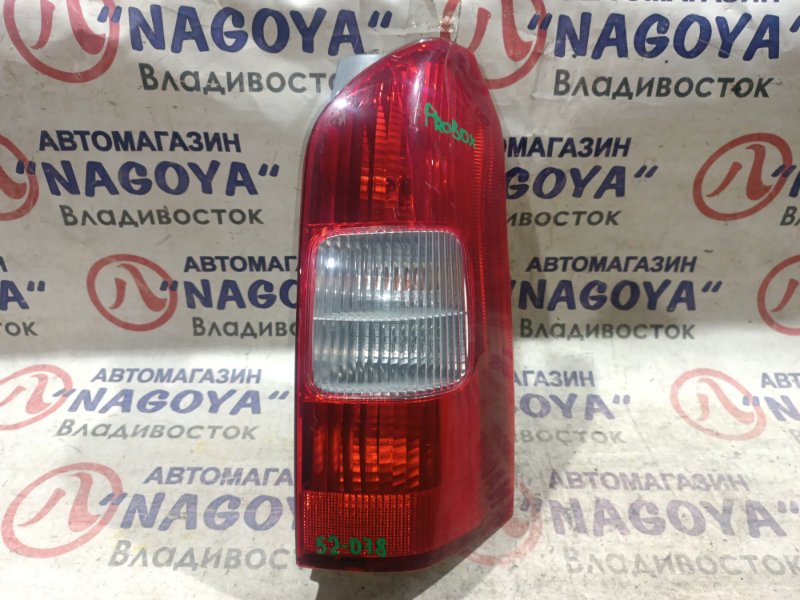 Стоп-сигнал Toyota Probox NCP51 1NZ-FE задний правый 52078