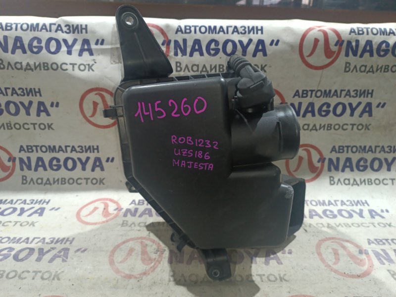 Корпус воздушного фильтра Toyota Crown Majesta UZS186 3UZ-FE 22204-15010