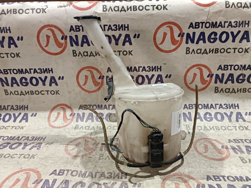 Бачок стеклоомывателя Toyota Succeed NCP51 1NZ-FE