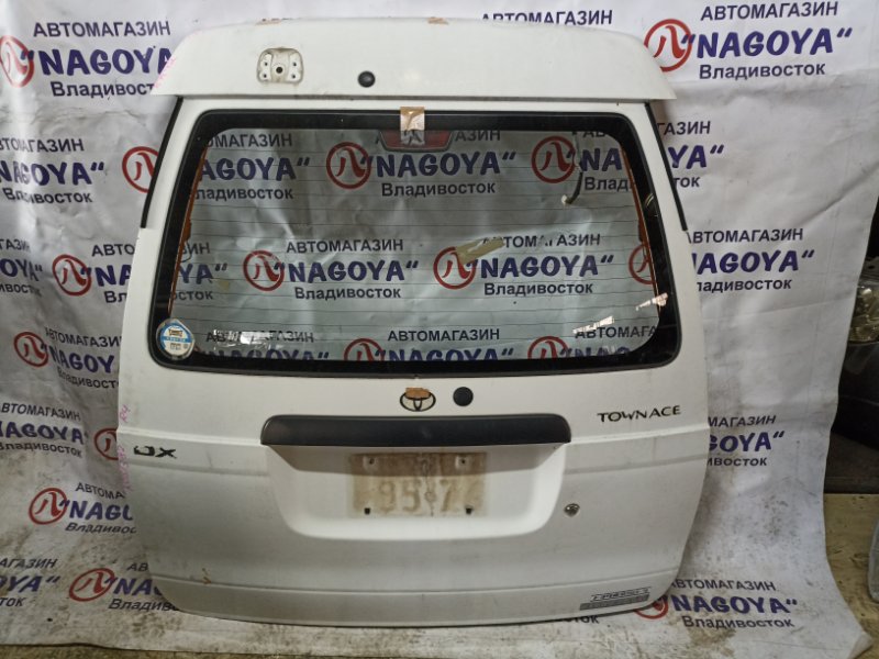 Дверь 5-я Toyota Town Ace Noah KR42 7K-E задняя COLOR 058