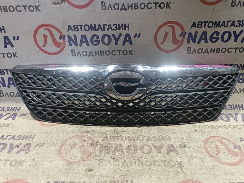 Решетка Toyota Corolla Runx NZE121 1NZ-FE передняя 2 MODEL