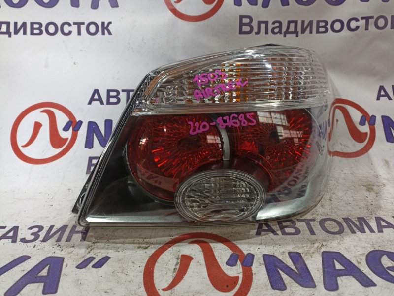 Стоп-сигнал Mitsubishi Airtrek CU5W 4G69 задний правый 220-87685