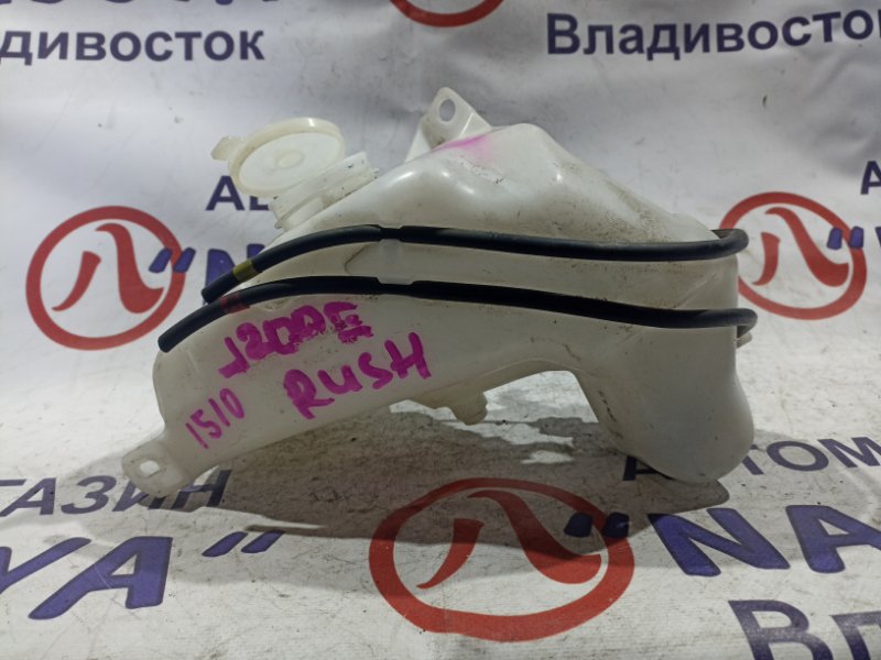 Бачок стеклоомывателя Toyota Rush J200E 3SZ-VE