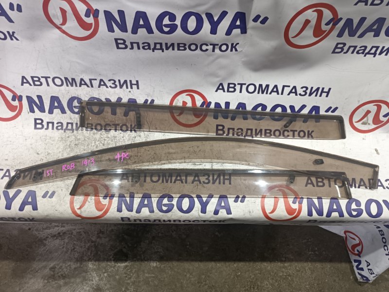 Ветровики комплект Toyota Ist NCP61 1NZ-FE