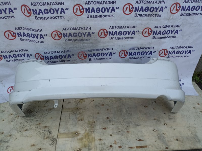 Бампер Toyota Wish ZNE10 1ZZ-FE задний 1 MODEL