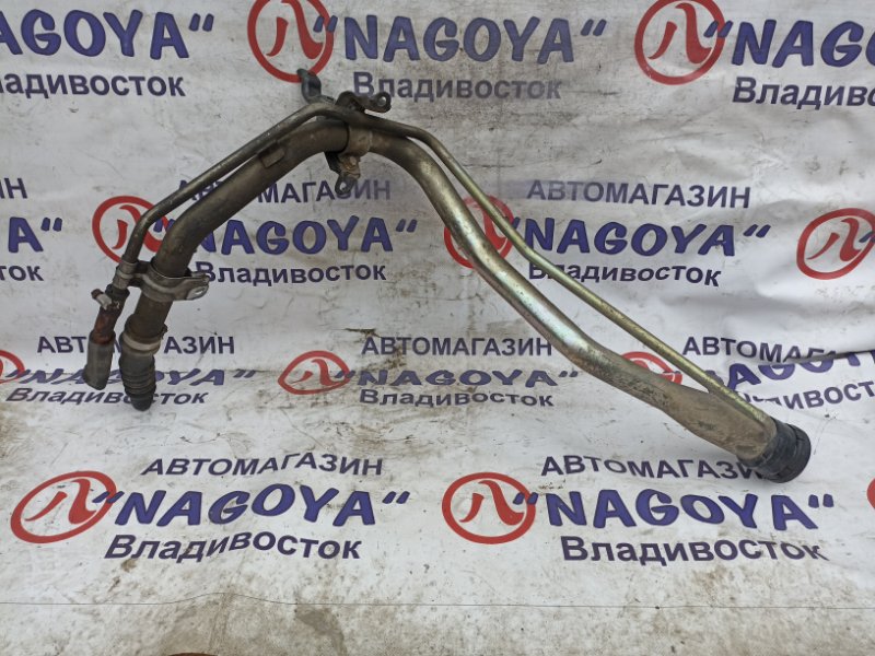 Горловина топливного бака TOYOTA HARRIER SXU15 5S-FE (б/у)