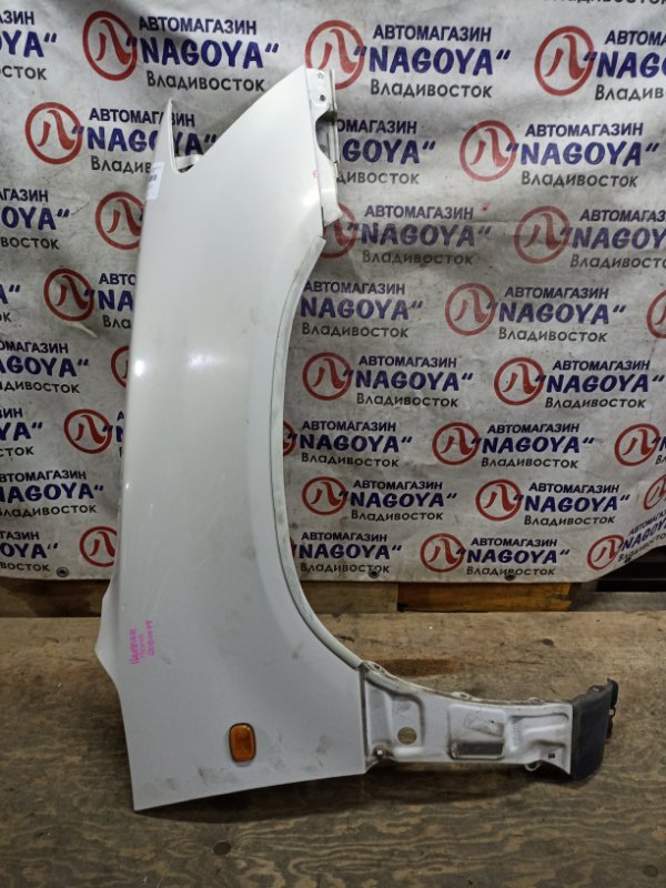 Крыло TOYOTA HARRIER MCU15 1MZ-FE переднее правое COLOR 057 (б/у)