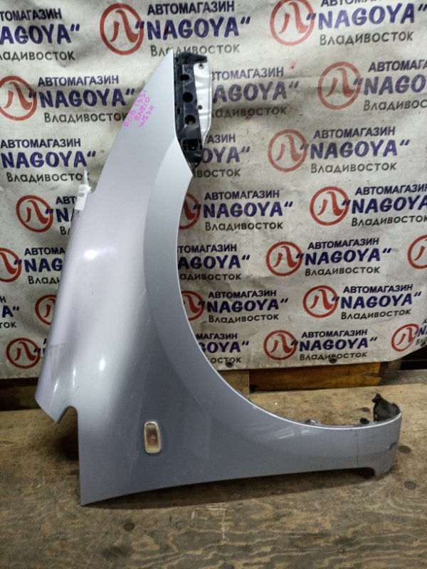 Крыло TOYOTA WISH ZNE10 1ZZ-FE переднее правое COLOR 1E7 (б/у)