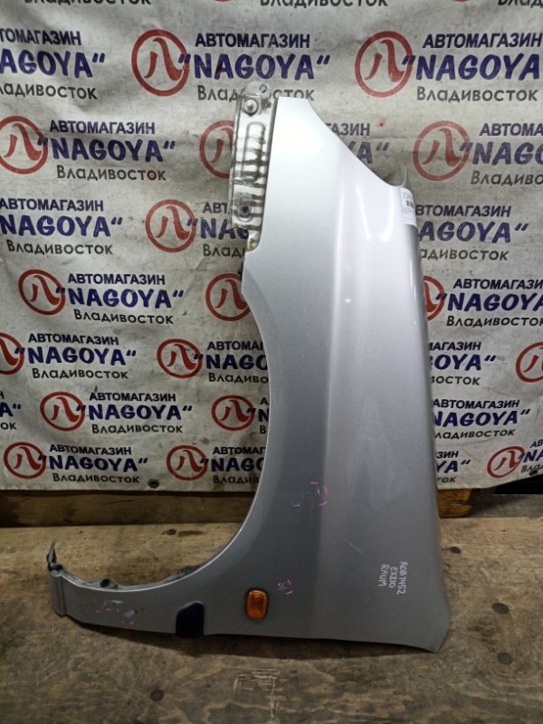 Крыло TOYOTA RAUM EXZ10 5E-FE переднее левое COLOR 1C0 (б/у)