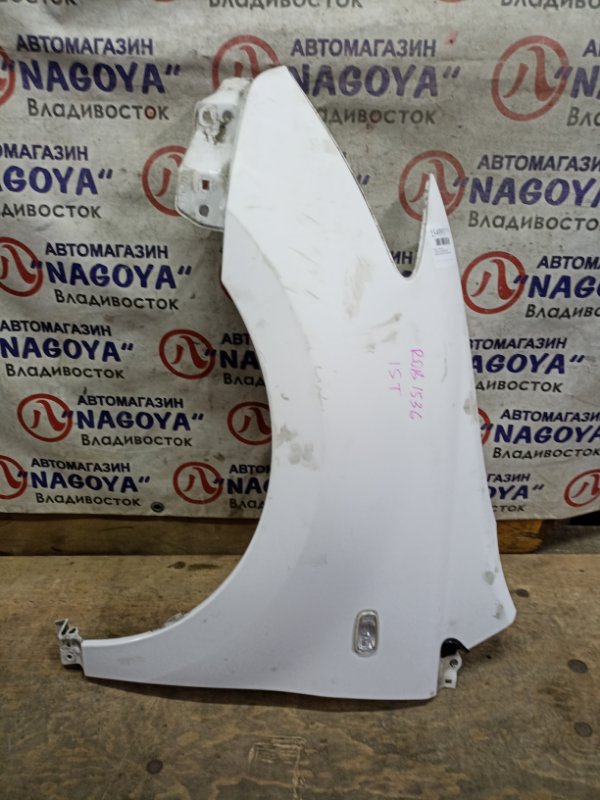 Крыло TOYOTA IST NCP60 2NZ-FE переднее левое COLOR 068 (б/у)