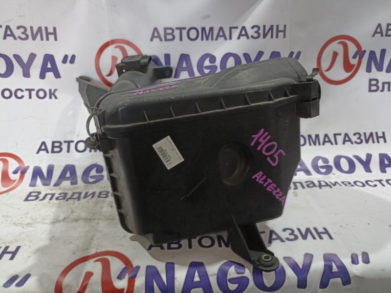 Корпус воздушного фильтра TOYOTA ALTEZZA JCE10 2JZ-GE 22204-22010 (б/у)