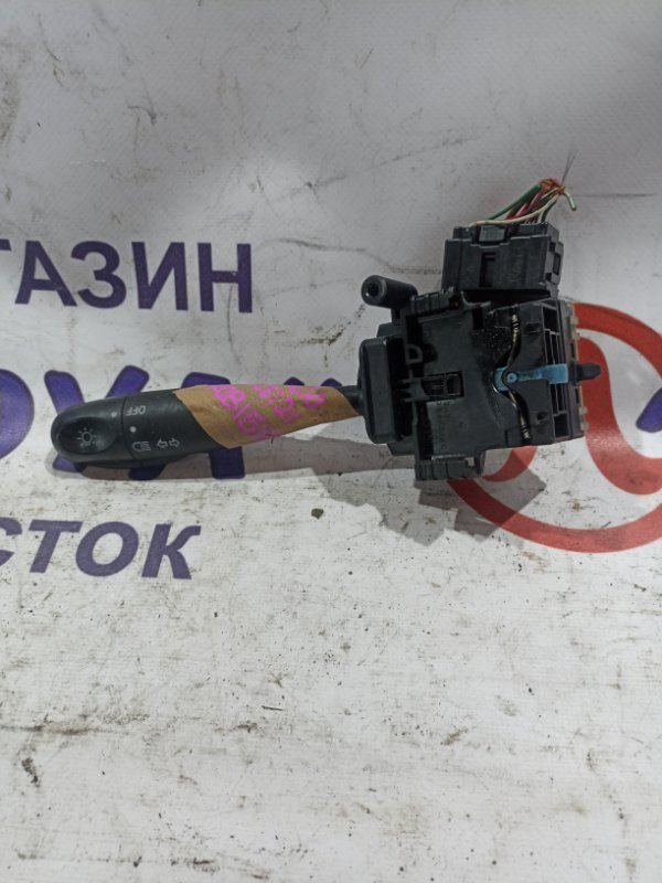 Гитара TOYOTA COROLLA SPACIO NZE121 1NZ-FE правая (б/у)
