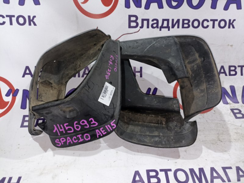Брызговики комплект TOYOTA COROLLA SPACIO AE115 7A-FE (б/у)