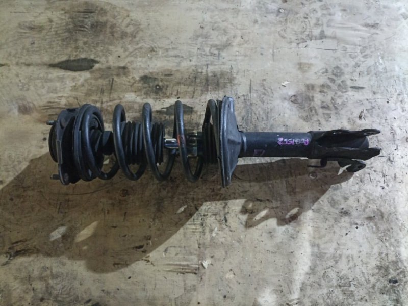 Стойка TOYOTA RAUM EXZ10 5E-FE передняя левая (б/у)